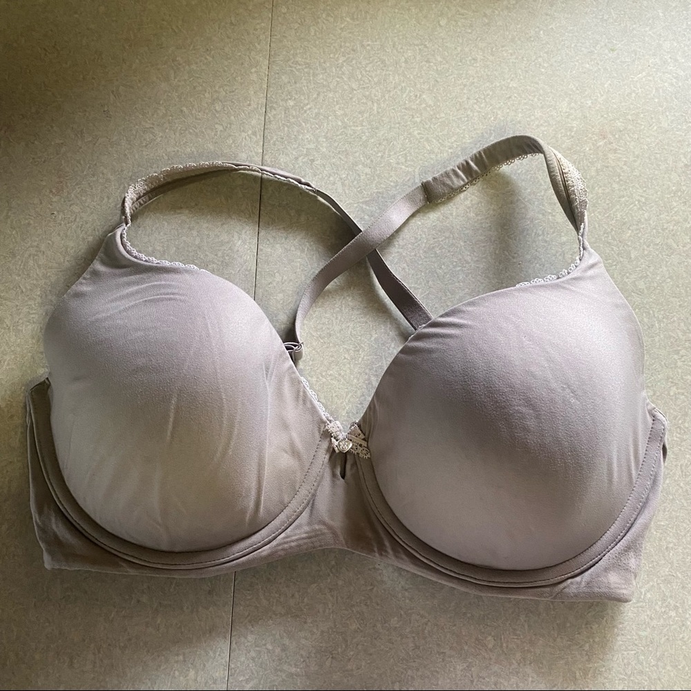 Victoria’s Secret Body by Victoria Nude Lined Demi Bra